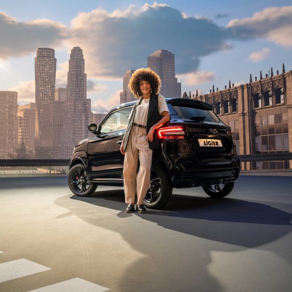 202407_Ligier-Europe_JS50-Elite-Intense-Black_Social_2-scaled